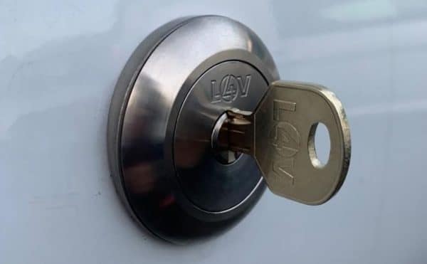 L4V FORD REPLACEMENT LOCK